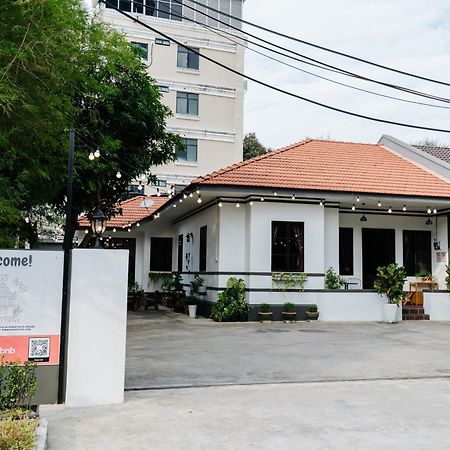 Wang'S Bnb 4 Bedrooms Villa جورج تاون المظهر الخارجي الصورة
