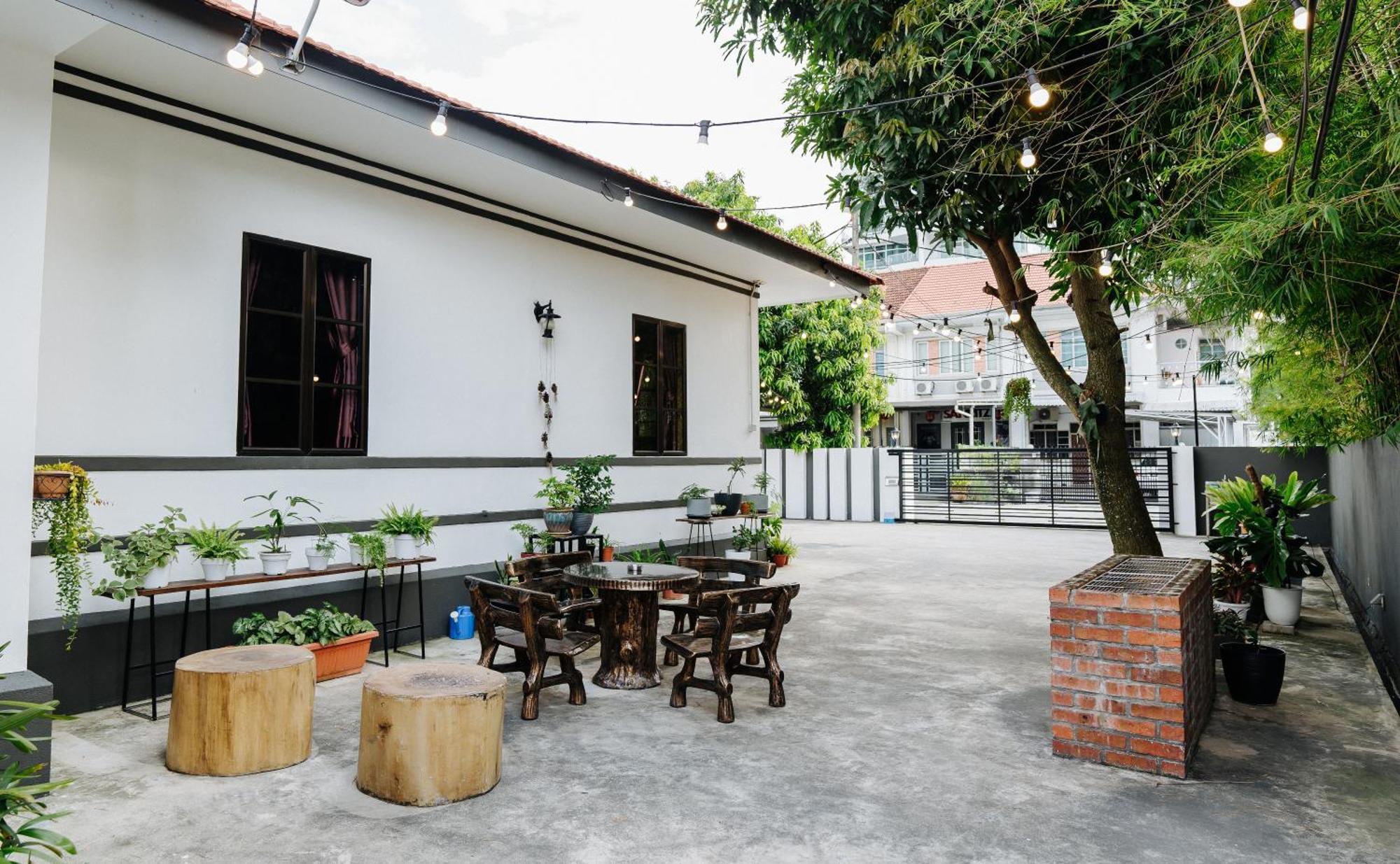 Wang'S Bnb 4 Bedrooms Villa جورج تاون المظهر الخارجي الصورة